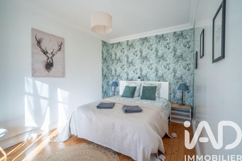 Maison - 480 m² - 16 pièces