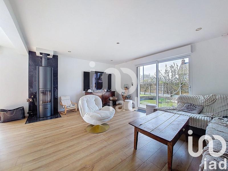 Maison - 200 m² - 9 pièces