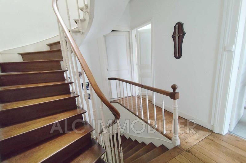 Maison - 142 m² - 6 pièces