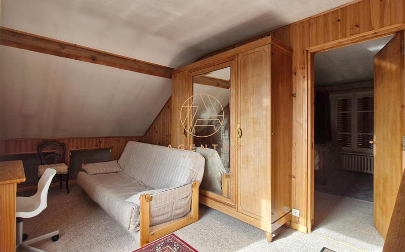 Maison - 162 m² - 7 pièces