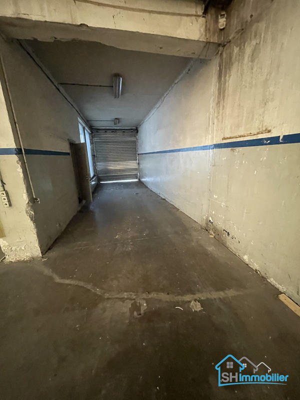 Immeuble - 1 400 m²