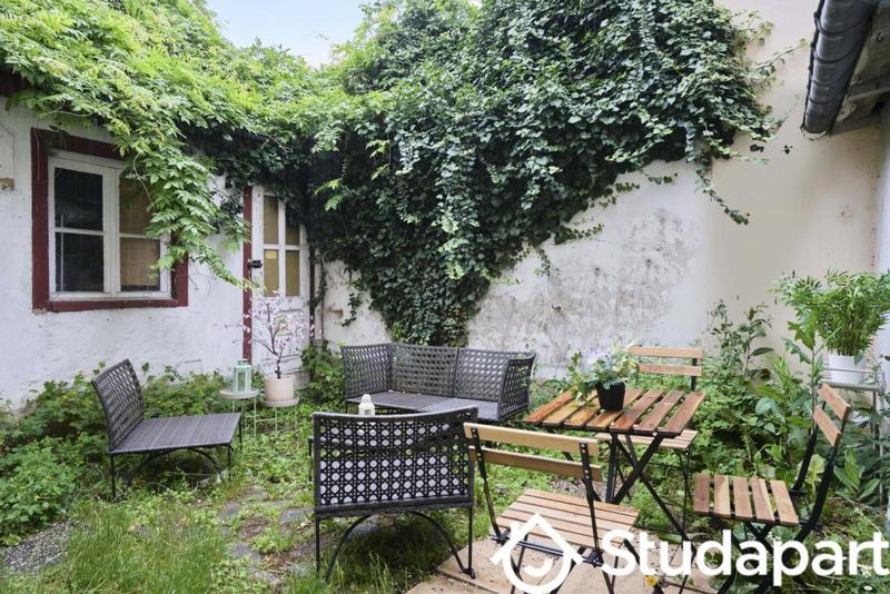 Chambre - 10 m² - 1 pièce