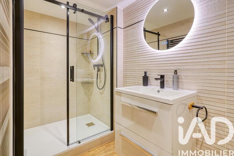 Maison - 210 m² - 5 pièces