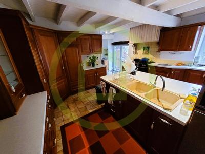 Maison - 525 m² - 12 pièces