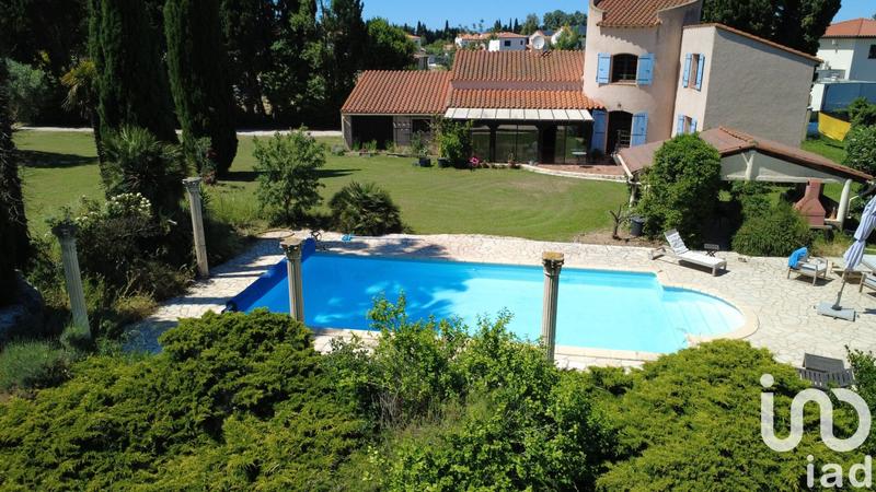 Maison - 200 m² - 6 pièces