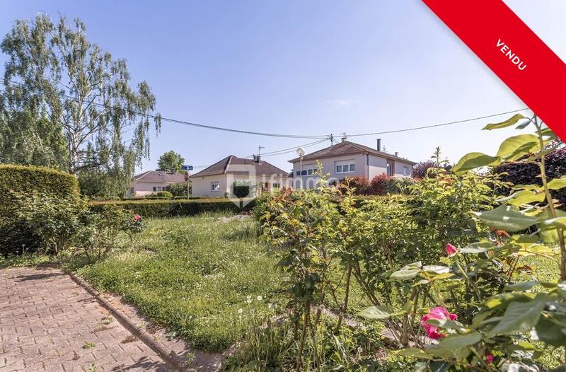 Maison - 221 m² - 10 pièces