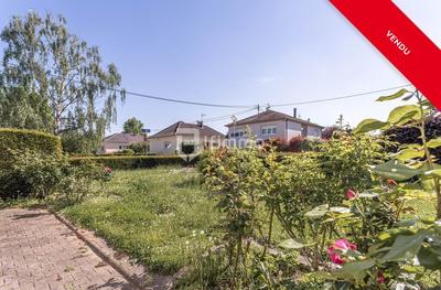 Maison - 221 m² - 10 pièces