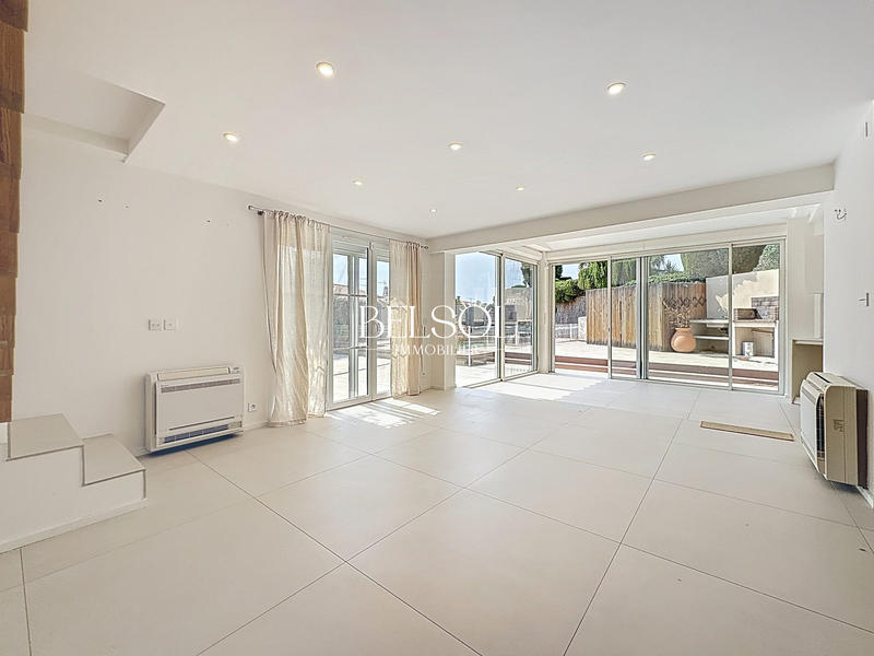 Villa - 148 m² - 5 pièces