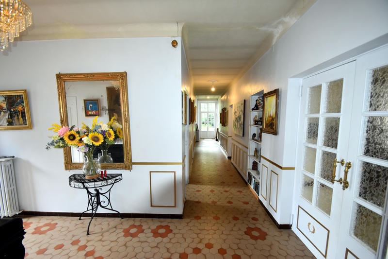 Maison - 300 m² - 8 pièces