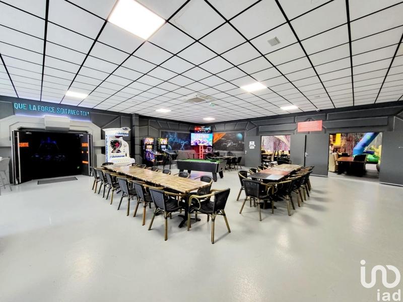 Local commercial - 1 200 m²