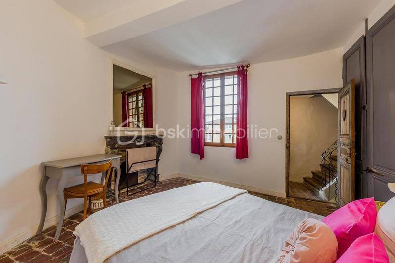 Maison chambre d'hôtes - 300 m² - 13 pièces