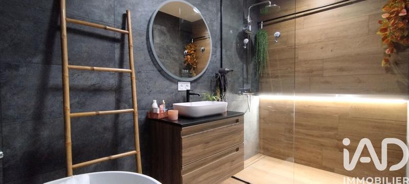 Maison - 105 m² - 4 pièces