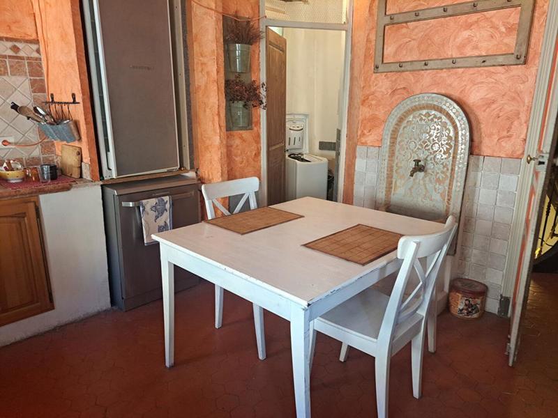 Maison - 212 m² - 8 pièces