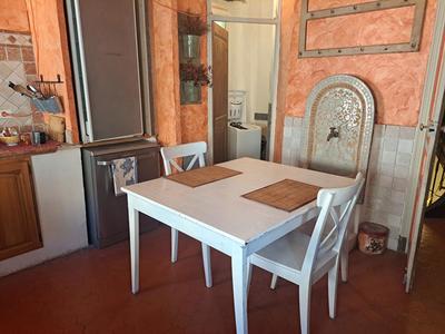 Maison - 212 m² - 8 pièces