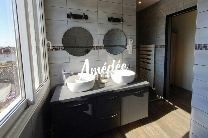 Maison ancienne - 123 m² - 5 pièces