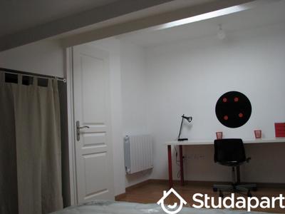 Chambre - 23 m² - 1 pièce