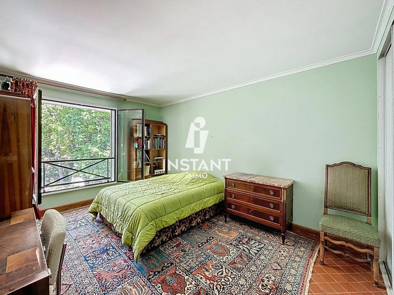 Appartement - 142 m² - 5 pièces