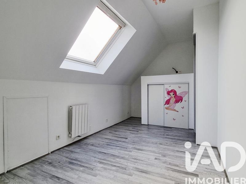 Maison - 104 m² - 5 pièces