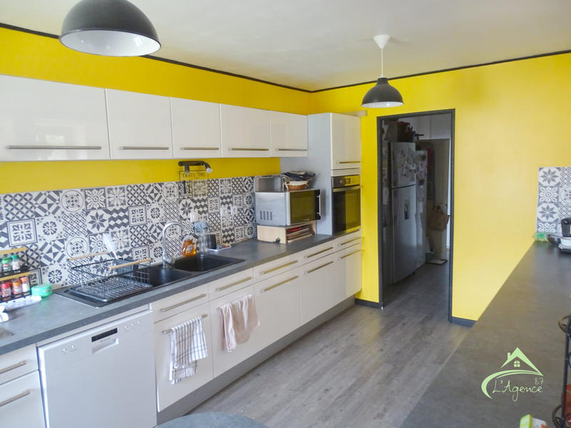 Maison ancienne - 241 m² - 7 pièces