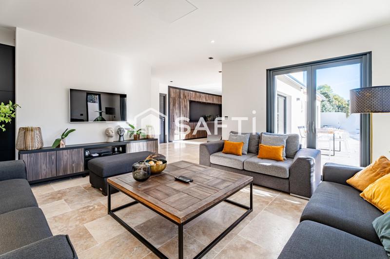 Maison - 181 m² - 6 pièces