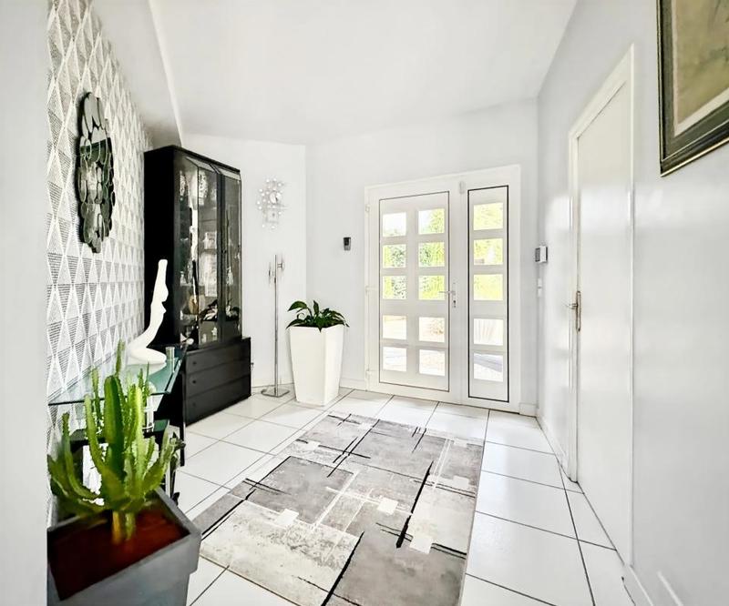 Maison d'architecte - 205 m² - 8 pièces