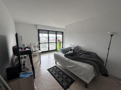Studio - 34 m² - 1 pièce