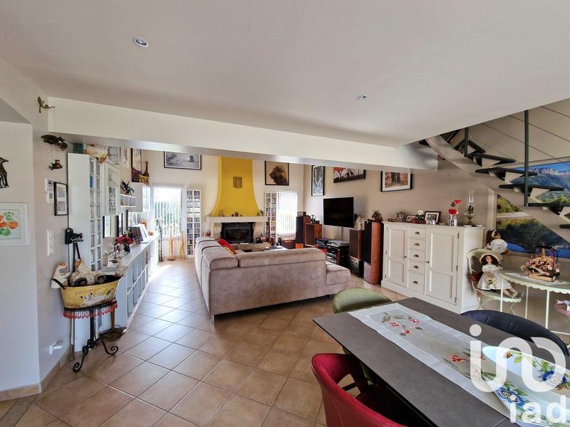 Maison - 145 m² - 5 pièces