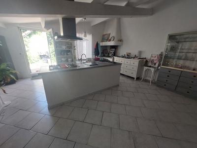 Maison - 130 m² - 4 pièces
