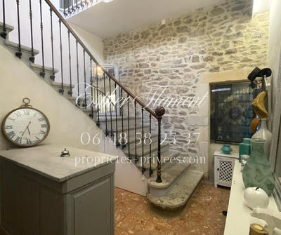 Maison - 213 m² - 6 pièces