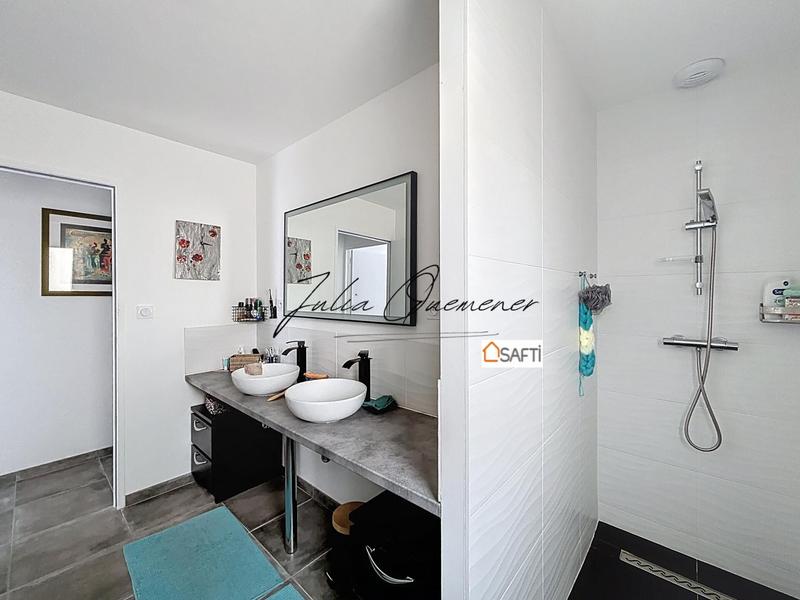 Maison - 100 m² - 5 pièces