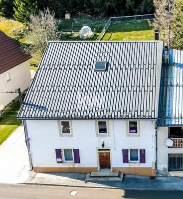 Maison de village - 357 m² - 10 pièces