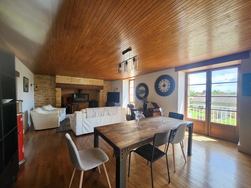 Maison ancienne - 157 m² - 7 pièces