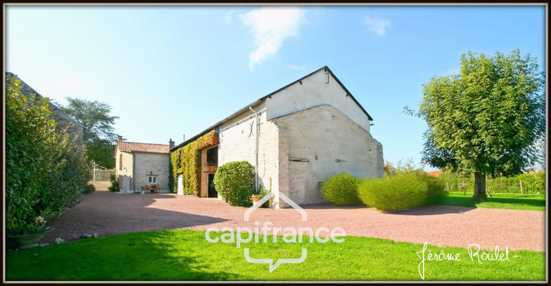 Maison en pierre - 170 m² - 6 pièces
