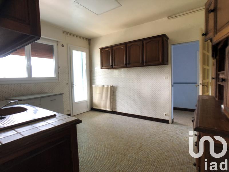 Maison - 186 m² - 9 pièces