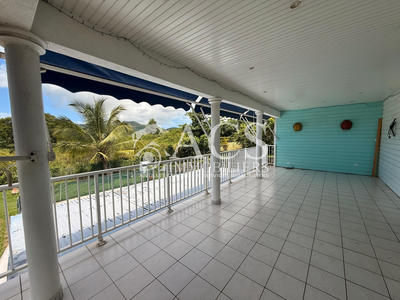 Maison - 127 m² - 6 pièces