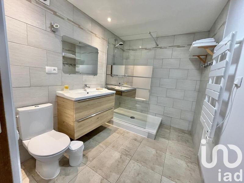 Maison - 395 m² - 12 pièces