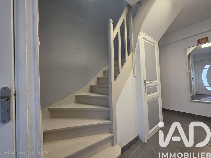 Maison - 104 m² - 5 pièces