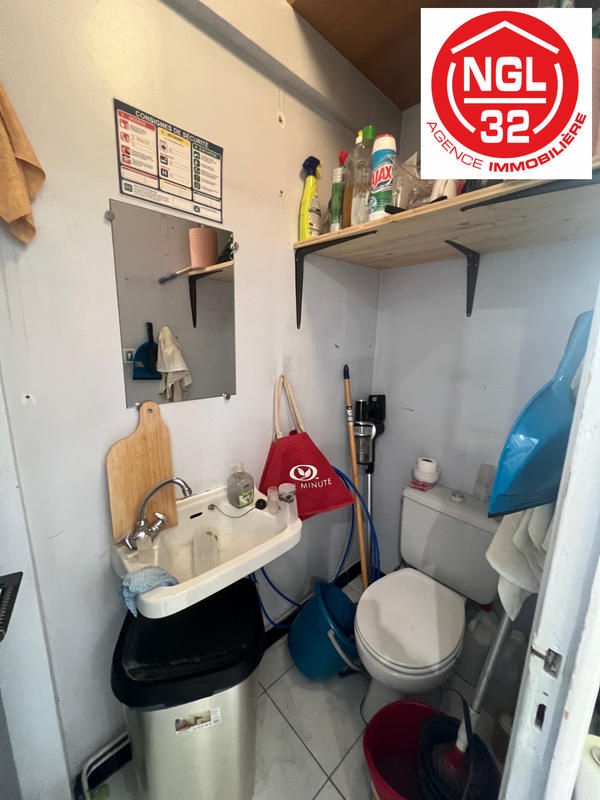 Fonds de commerce - Magasins - 87 m²