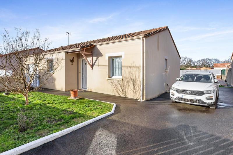 Maison - 84 m² - 4 pièces