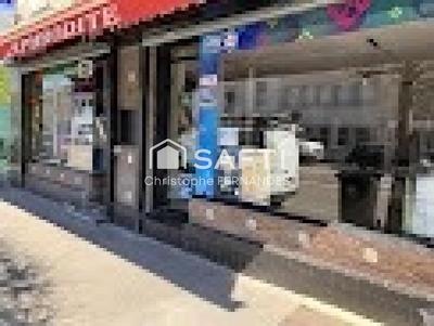 Local commercial - 244 m²