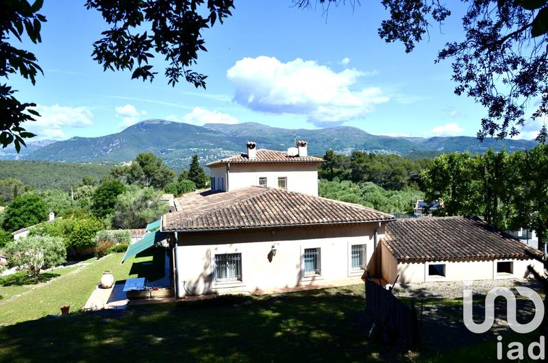 Maison - 269 m² - 6 pièces