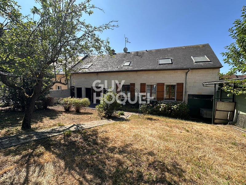 Maison - 210 m² - 8 pièces