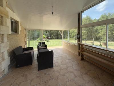 Propriété - 145 m² - 5 pièces