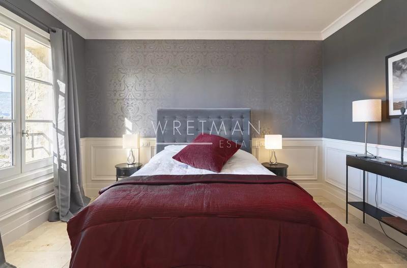 Bastide - 328 m² - 8 pièces