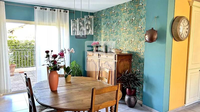 Maison - 188 m² - 7 pièces