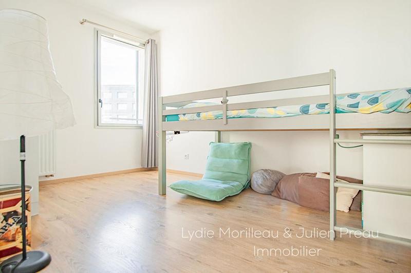 Appartement - 80 m² - 4 pièces