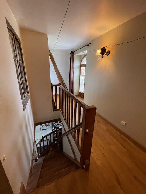 Maison - 158 m² - 6 pièces