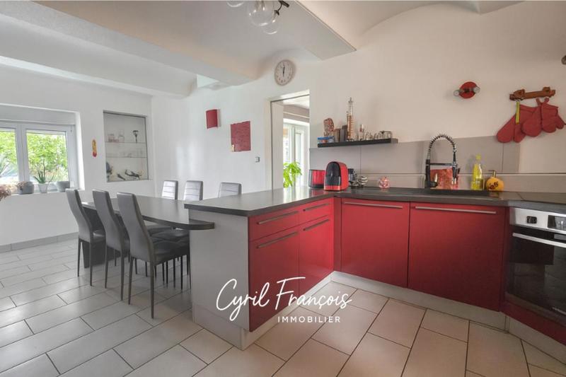 Maison - 139 m² - 4 pièces