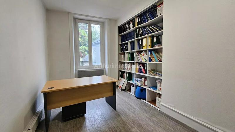 Immeuble - 306 m² - 11 pièces