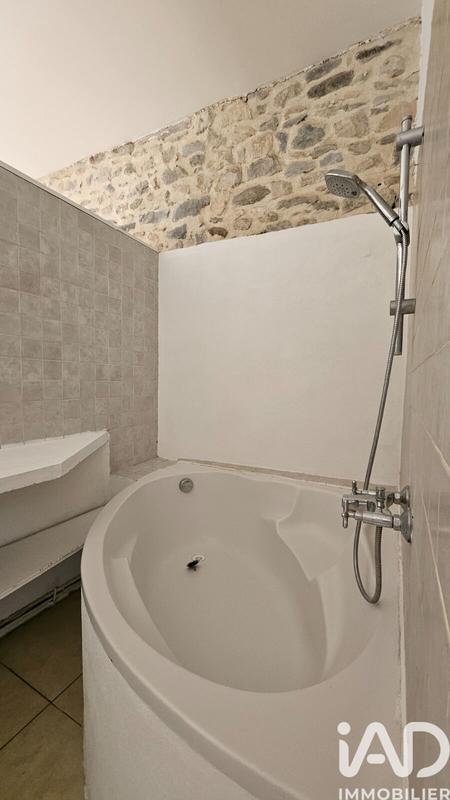 Appartement - 65 m² - 5 pièces